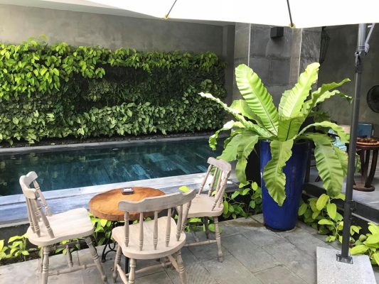 không gian ngoài trời sen spa
