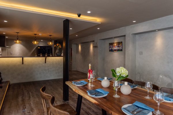 sơn hiệu ứng bê tông trang trí nhà hàng Danati Hotel