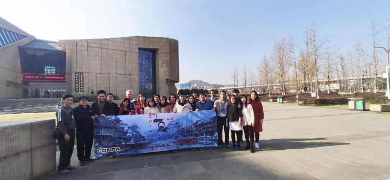 Conpa đặt chân tới Phượng Hoàng Cổ Trấn, Hồ Nam, Trung Quốc