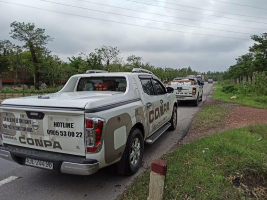 xe Conpa vận chuyển hàng từ thiện