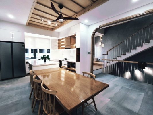 không gian phòng ăn sang trọng sơn giả bê tông