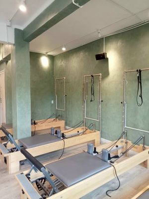 sơn giả bê tông phòng tập pilates studio