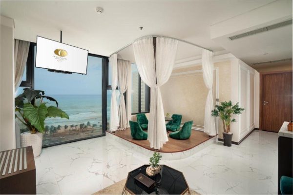phòng ngủ view biển khách sạn cicilia đà nẵng