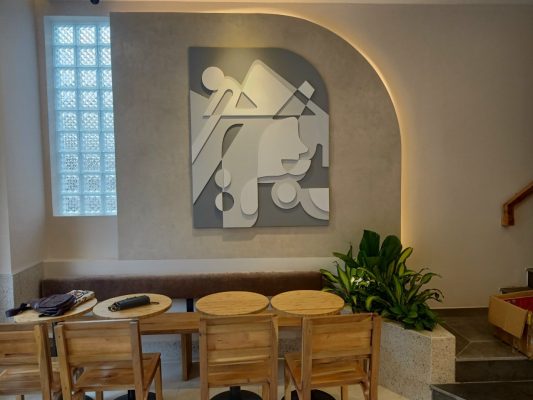 thi công sơn giả bê tông conpa tại highlands coffee vĩnh phúc