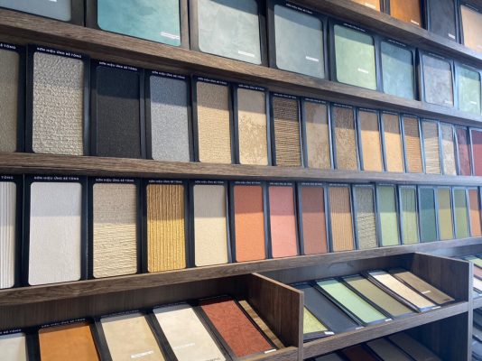 kệ trưng bày sản phẩm sơn conpa