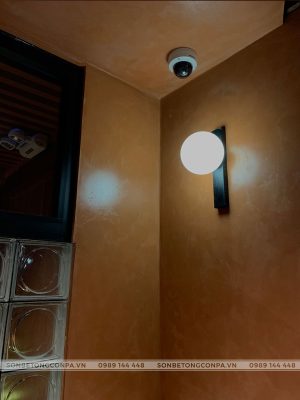 Hiệu ứng sơn kết hợp với đèn trong nhà