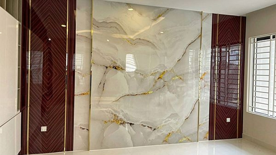 Tường sử dụng đá tự nhiên