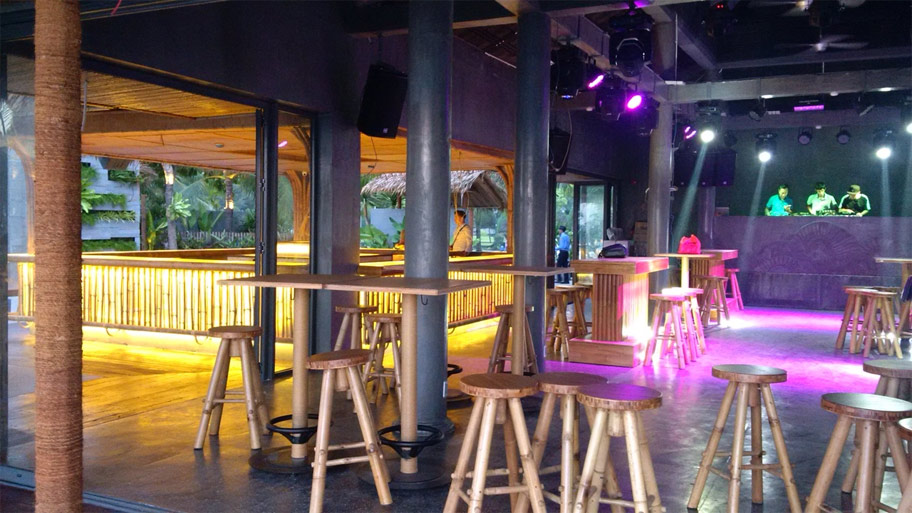 Ứng dụng sơn cho Apocalypse Now Beach Club Đà Nẵng
