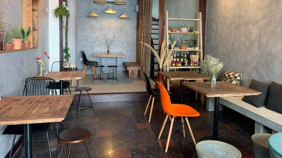 Ứng dụng sơn hiệu ứng cho ROMMAY Homestay Hồ Tây