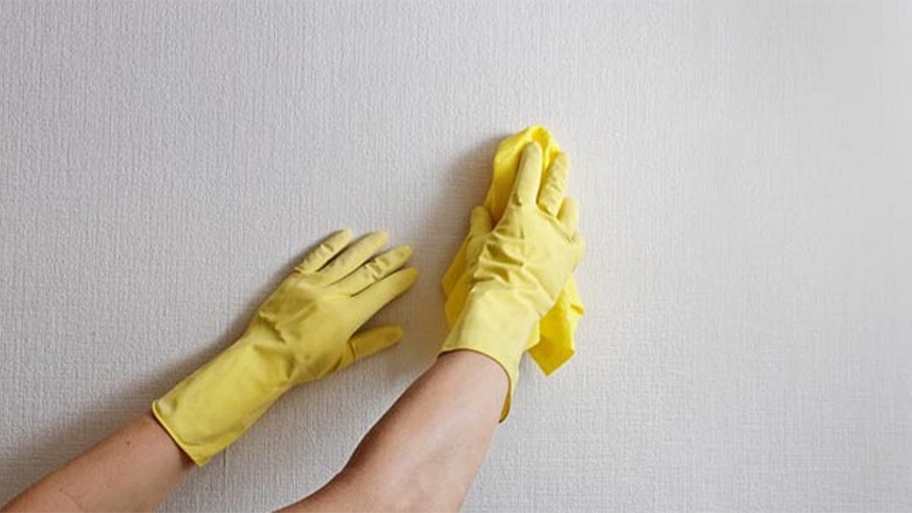 Sử dụng sơn hiệu ứng lên kim loại giúp dễ lau chùi